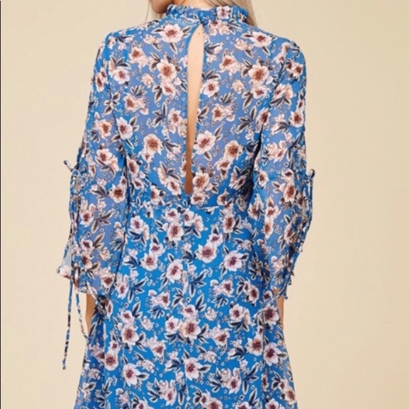 Crescent Blue Lily Floral Chiffon Tie Sleeve Dress - Picture 3 of 7